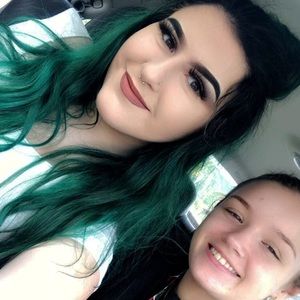 Meet your Posher, Alison